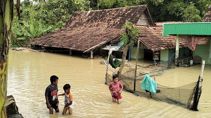 20250524-Banjir-Terparah-Blora